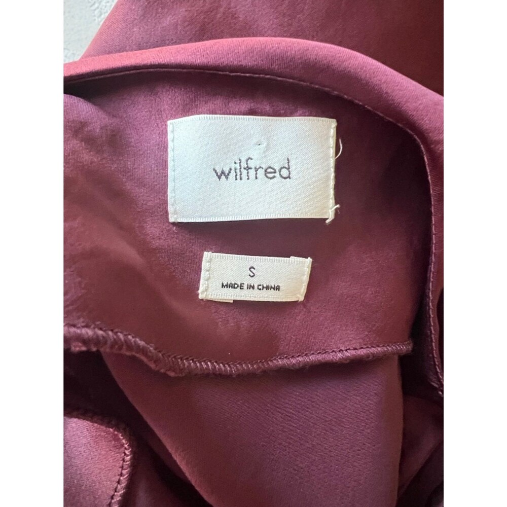Aritzia Wilfred Burgundy Satin Scoop Neck Y2K Tank Top Camisole. Size Small. - Picture 6 of 6